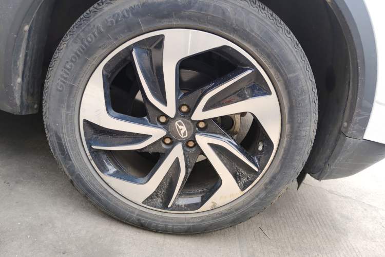 Used Cowin Xuanjie 2020 1.5L CVT Zhaо Right Front Wheel Hub