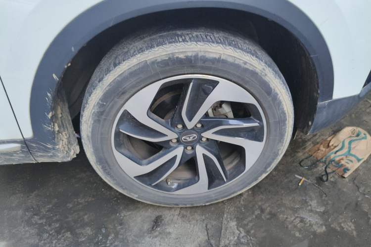 Used Cowin Xuanjie 2020 Updated 1.5L CVT Zhaо Right Front Wheel Hub