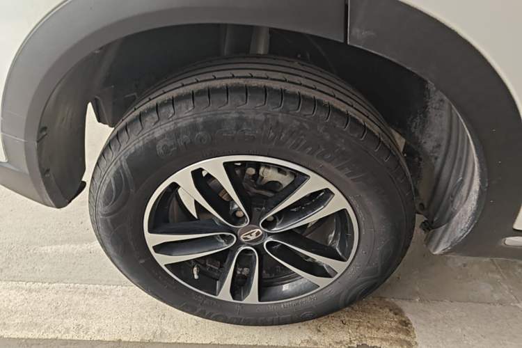 Used Cowin Xuanjie 2020 1.5L Manual Trendy Right Rear Wheel Hub