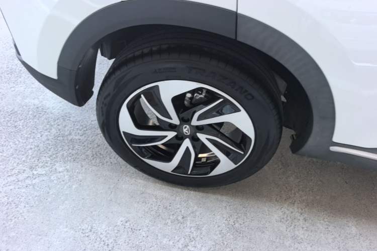 Used Cowin Xuanjie 2020 1.5L Manual Xuan Right Rear Wheel Hub