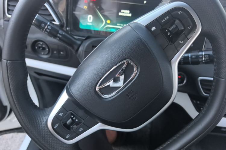 Used Cowin Xuanjie 2020 1.5L CVT Zhaо Steering Wheel
