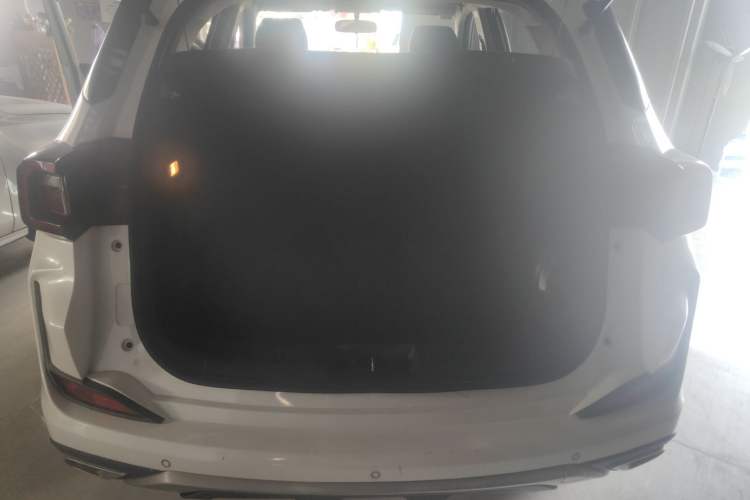 Used Cowin Xuanjie 2020 Updated 1.5L CVT Zhaо Trunk