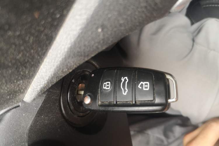 Used Cowin Xuanjie 2020 Revised Version 1.5L Manual - Yue Vehicle Key