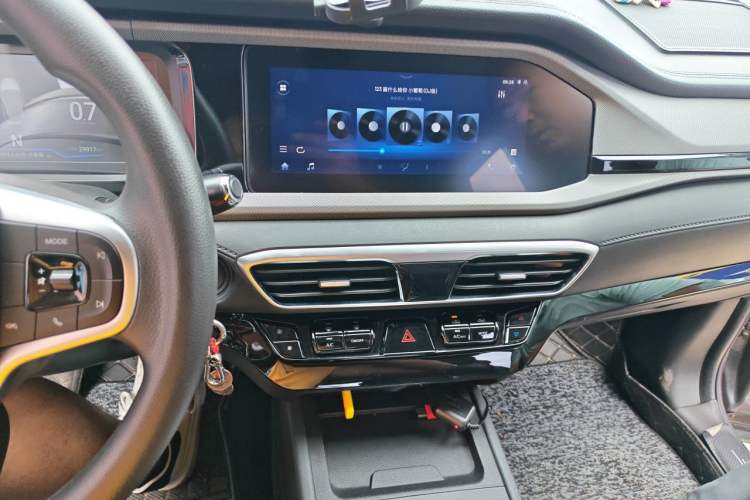 Used Cowin Xuanjie 2021 1.5L CVT Enjoyment Edition Audio And AC Panel