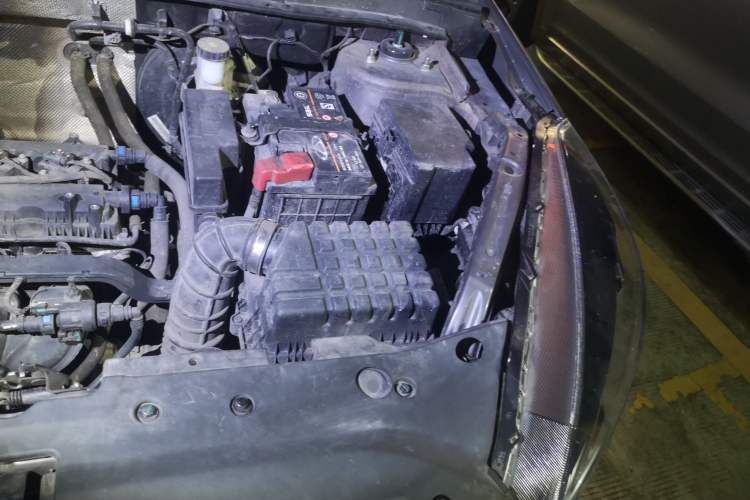 Used Cowin Xuanjie 2021 1.5L CVT Enjoyment Edition Engine Bay Left