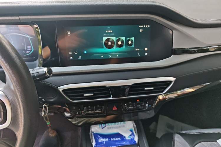 Used Cowin Xuanjie 2021 1.5L CVT Enjoyment Edition Audio And AC Panel