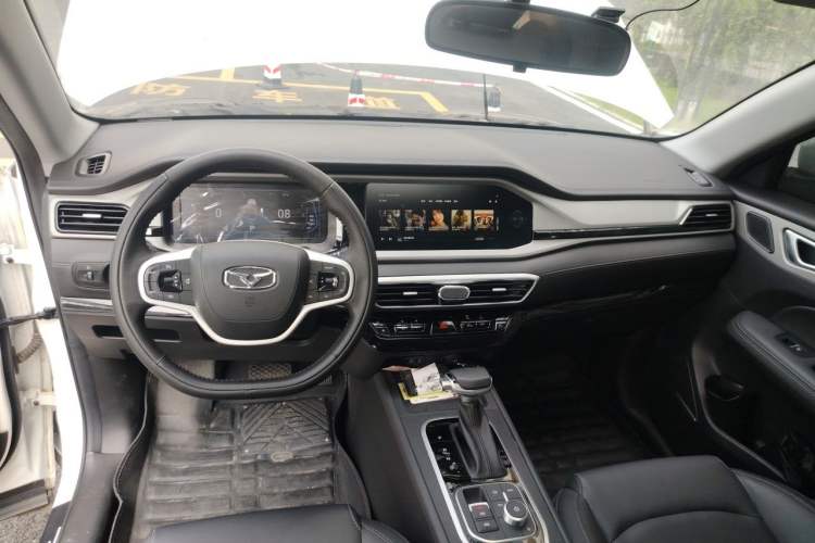 Used Cowin Xuanjie 2021 1.5L CVT Luxury Edition Center Console