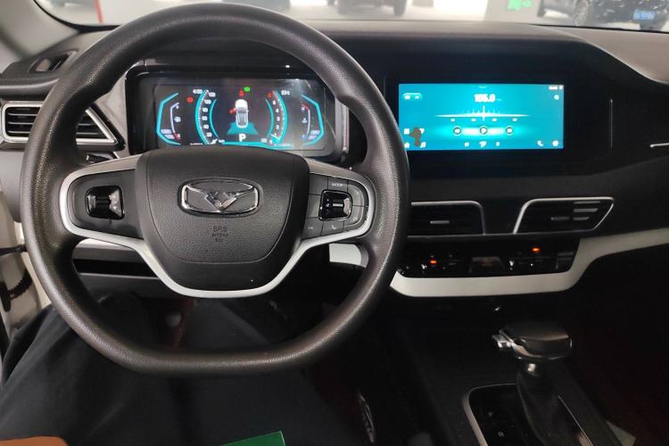 Used Cowin Xuanjie 2021 1.5L CVT Star Edition Center Console