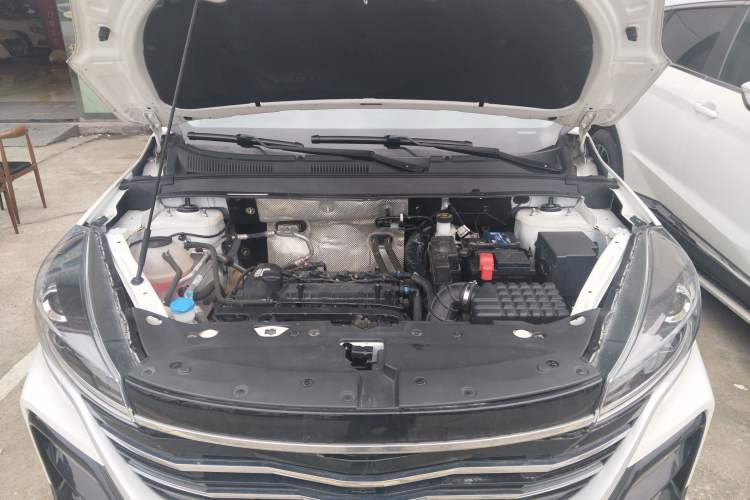 Used Cowin Xuanjie 2021 1.5L CVT Enjoyment Edition Engine Bay