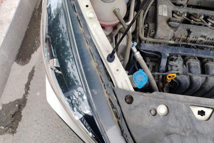 Used Cowin Xuanjie 2021 1.5L CVT Enjoyment Edition Engine Bay Right