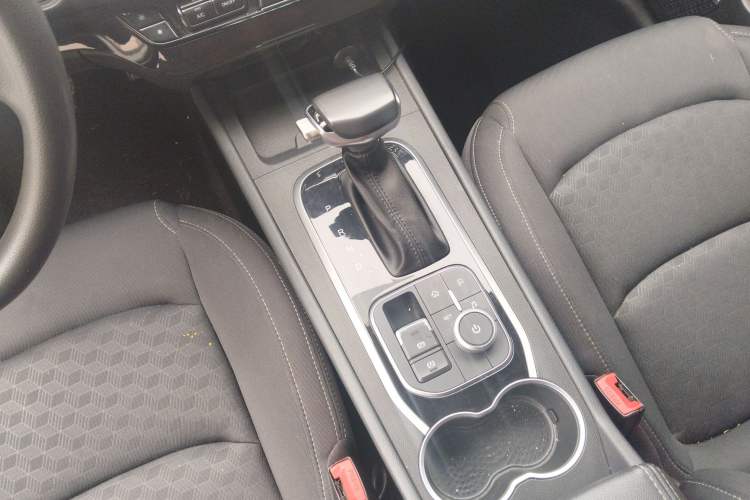 Used Cowin Xuanjie 2021 1.5L CVT Enjoyment Edition Gear Lever