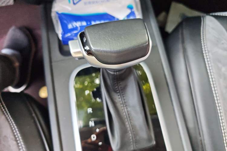 Used Cowin Xuanjie 2021 1.5L CVT Enjoyment Edition Gear Lever