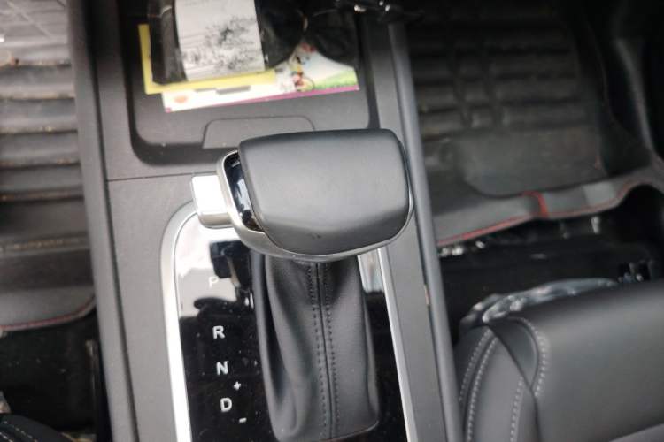 Used Cowin Xuanjie 2021 1.5L CVT Luxury Edition Gear Lever