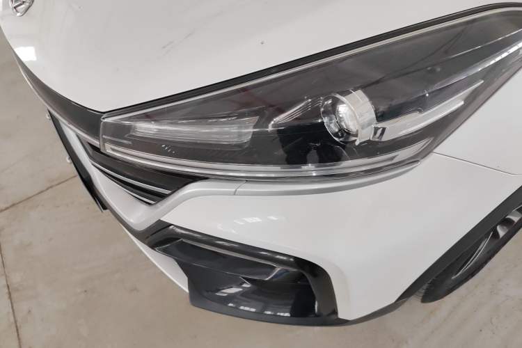 Used Cowin Xuanjie 2021 1.5L CVT Star Edition Left Front Headlight