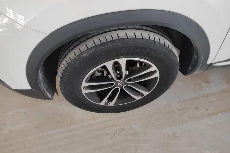 Used Cowin Xuanjie 2021 1.5L CVT Star Edition Left Front Wheel Hub