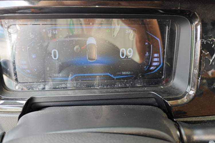 Used Cowin Xuanjie 2021 1.5L Manual Enjoyment Edition Odometer Close Up