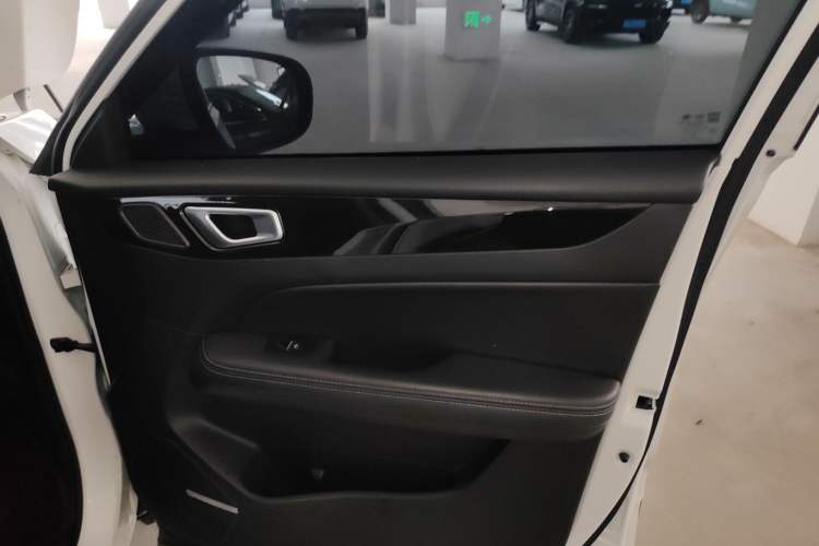Used Cowin Xuanjie 2021 1.5L CVT Star Edition Right Front Door Interior