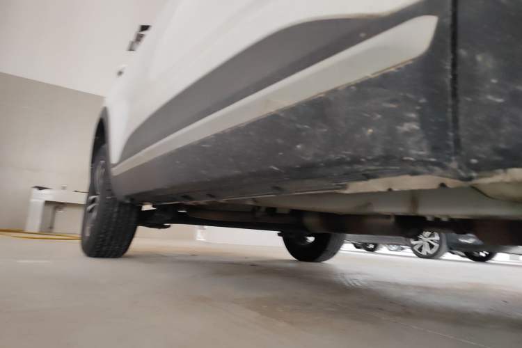 Used Cowin Xuanjie 2021 1.5L CVT Star Edition Right Side Sill