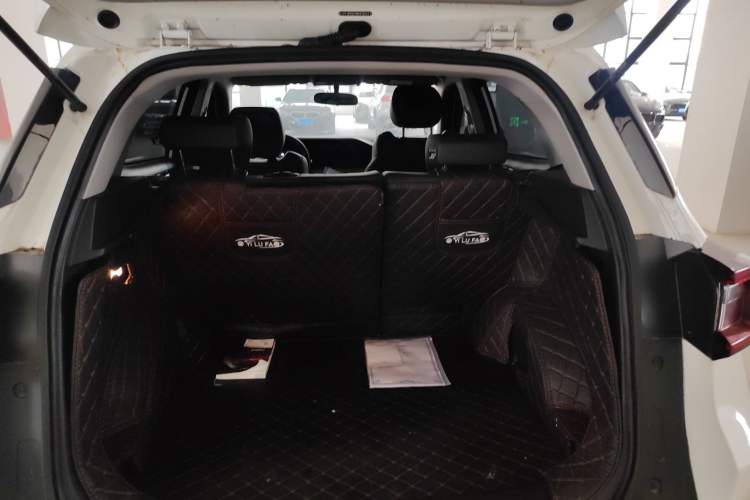 Used Cowin Xuanjie 2021 1.5L CVT Star Edition Trunk