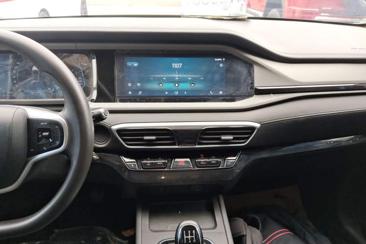 Used Cowin Xuanjie 2023 1.5L Manual Enjoyment Edition Audio And AC Panel