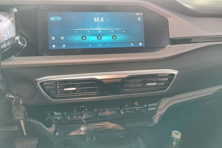 Used Cowin Xuanjie 2023 1.5L CVT Enjoyment Edition Audio And AC Panel