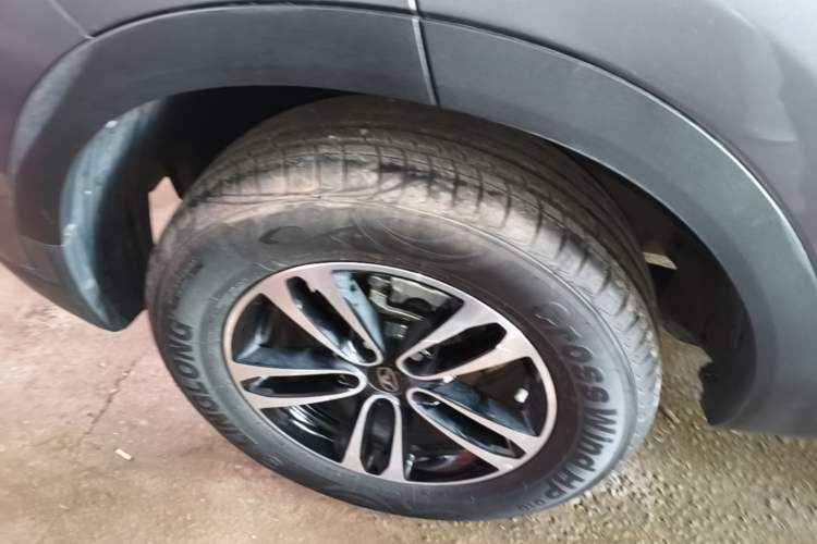 Used Cowin Xuanjie 2023 1.5L CVT Enjoyment Edition Right Rear Wheel Hub