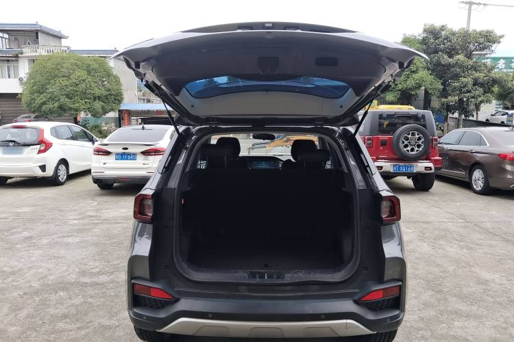 Used Cowin Xuanjie 2023 1.5L Manual Enjoyment Edition Trunk