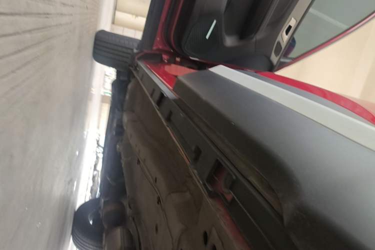 Used Cowin Xuanjie 2023 1.5L CVT Enjoyment Edition Left Side Sill