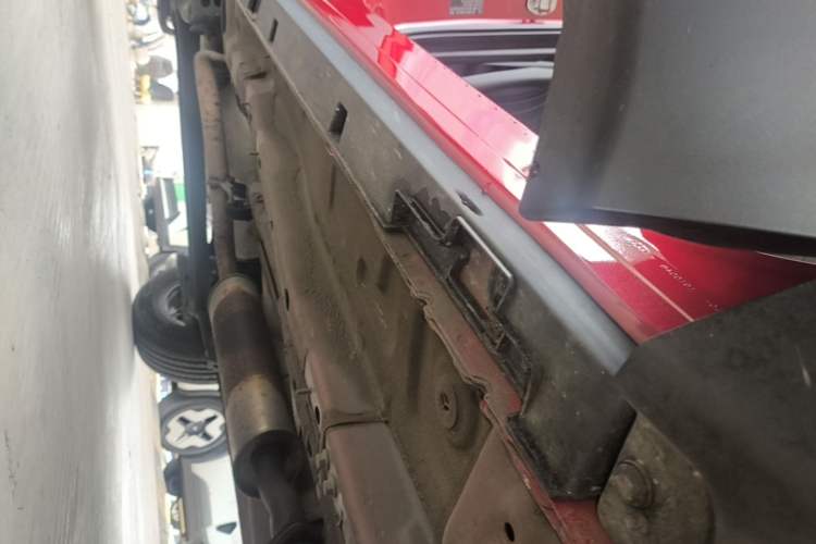 Used Cowin Xuanjie 2023 1.5L CVT Enjoyment Edition Right Side Sill