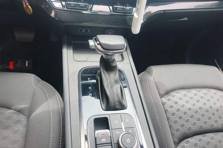 Used Cowin Xuanjie 2023 1.5L CVT Enjoyment Edition Gear Lever