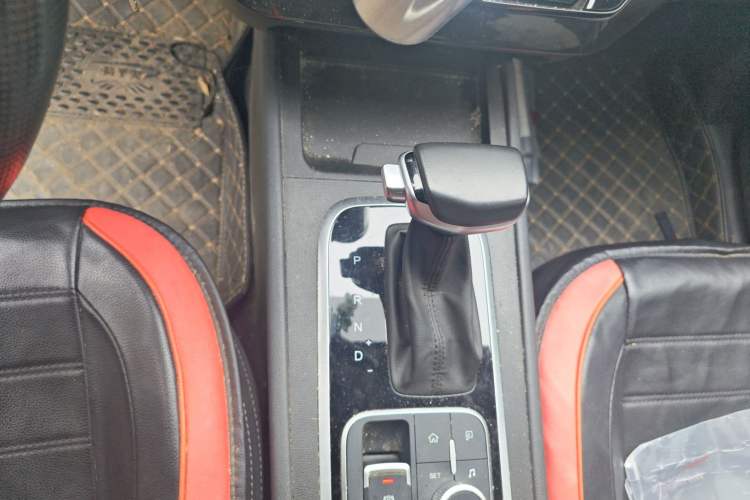 Used Cowin Xuanjie 2023 1.5L CVT Enjoyment Edition Gear Lever