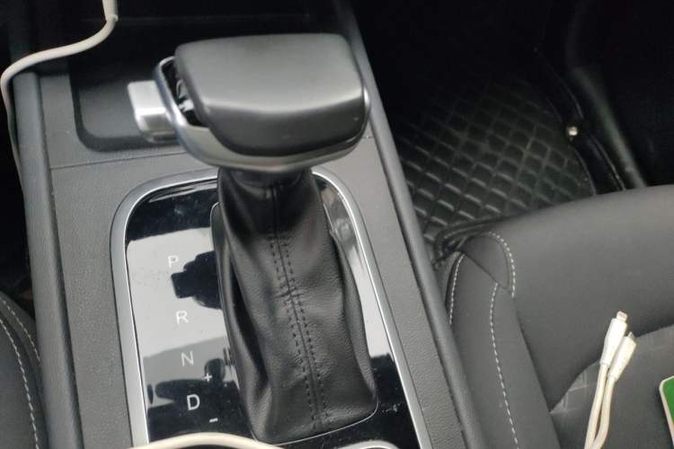 Used Cowin Xuanjie 2023 1.5L CVT Enjoyment Edition Gear Lever