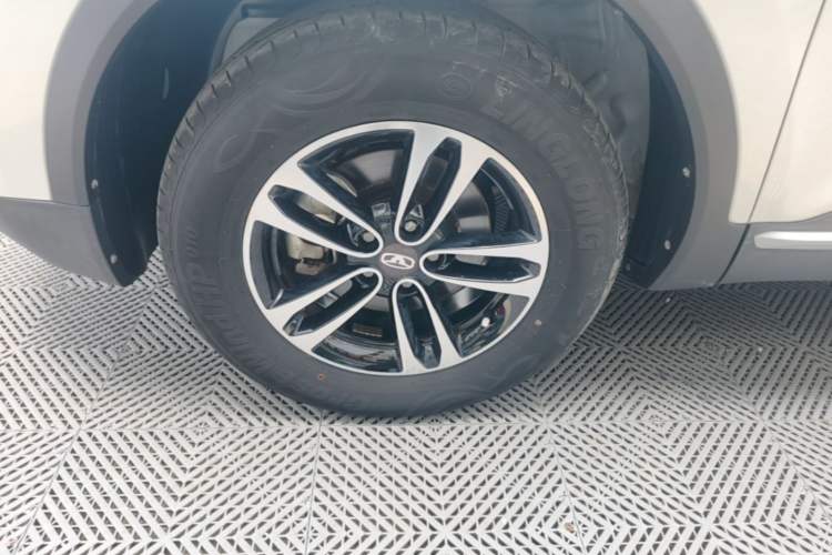 Used Cowin Xuanjie 2023 1.5L CVT Enjoyment Edition Left Front Wheel Hub