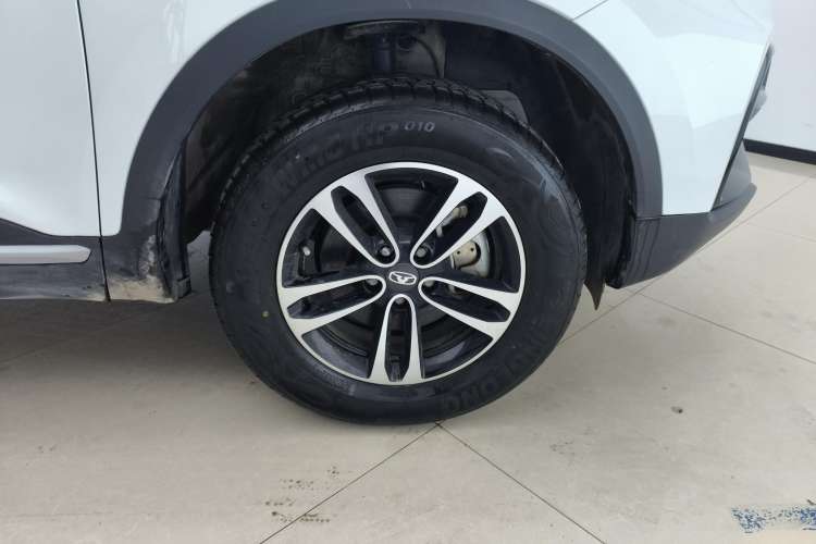 Used Cowin Xuanjie 2023 1.5L Manual Enjoyment Edition Left Front Wheel Hub