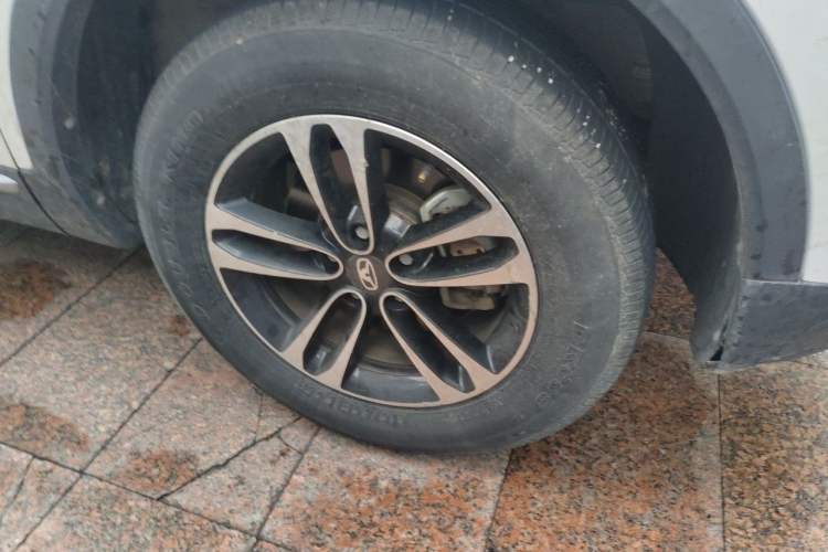 Used Cowin Xuanjie 2023 1.5L CVT Enjoyment Edition Right Front Wheel Hub