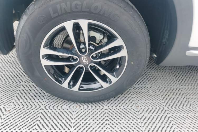 Used Cowin Xuanjie 2023 1.5L CVT Enjoyment Edition Right Rear Wheel Hub