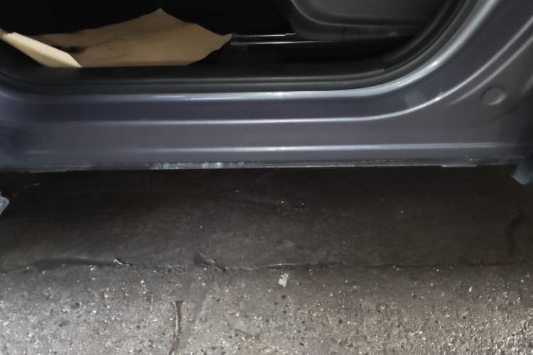 Used Cowin Xuanjie 2024 1.5L Manual Luxury Edition Left Side Sill