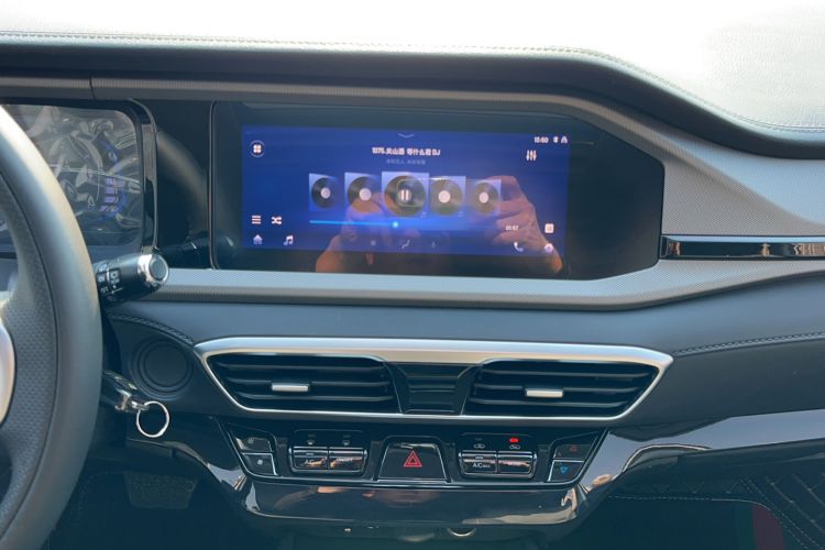 Used Cowin Xuanjie 2024 1.5L CVT Luxury Edition Audio And AC Panel