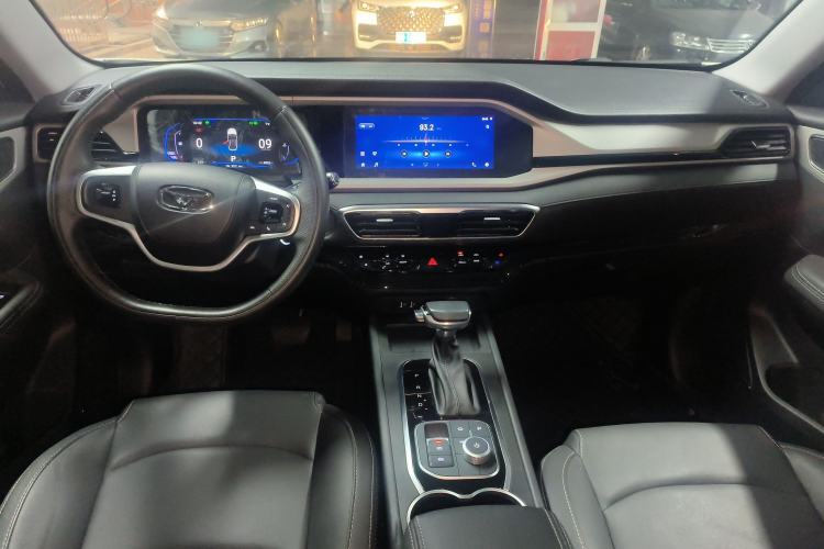 Used Cowin Xuanjie 2024 1.5L CVT Luxury Edition Center Console