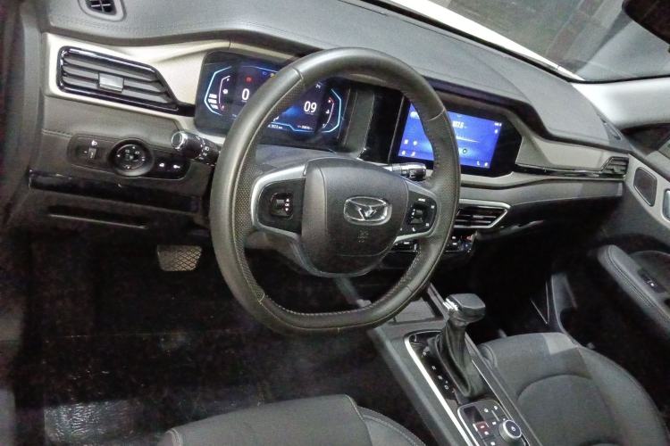 Used Cowin Xuanjie 2024 1.5L CVT Luxury Edition Center Console