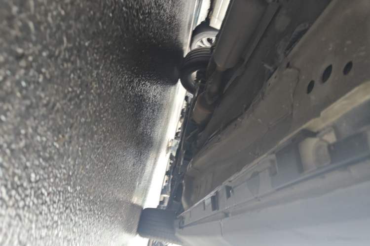 Used Cowin Xuanjie 2024 1.5L CVT Luxury Edition Chassis Rear Right