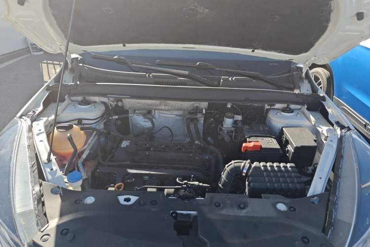 Used Cowin Xuanjie 2024 1.5L Manual Comfort Edition Engine Bay