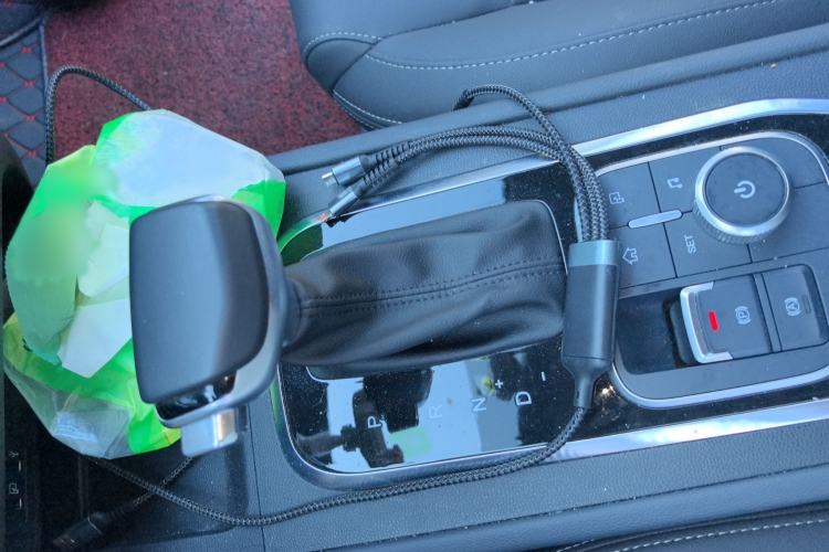 Used Cowin Xuanjie 2024 1.5L CVT Luxury Edition Gear Lever