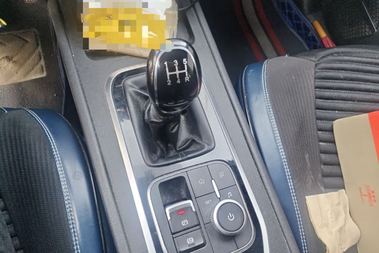 Used Cowin Xuanjie 2024 1.5L Manual Comfort Edition Gear Lever