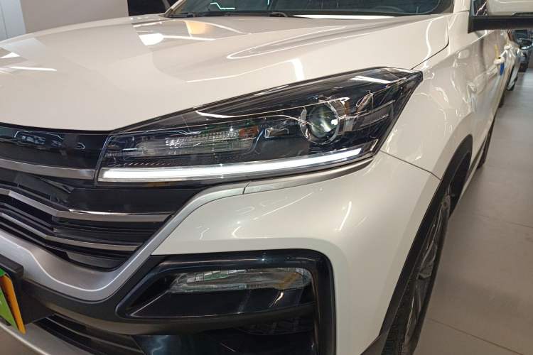 Used Cowin Xuanjie 2024 1.5L CVT Luxury Edition Left Front Headlight