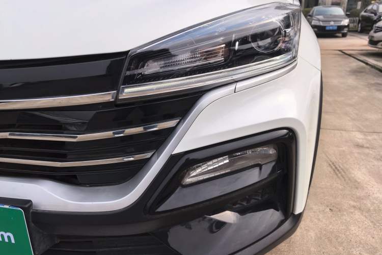 Used Cowin Xuanjie 2024 1.5L CVT Luxury Edition Left Front Headlight