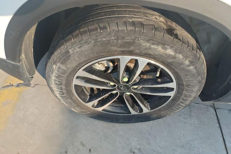 Used Cowin Xuanjie 2024 1.5L Manual Luxury Edition Left Front Wheel Hub