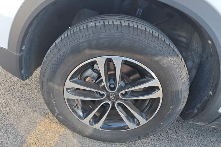 Used Cowin Xuanjie 2024 1.5L Manual Comfort Edition Left Front Wheel Hub