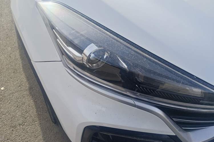 Used Cowin Xuanjie 2024 1.5L Manual Comfort Edition Right Front Headlight