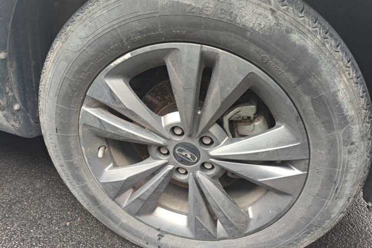Used Cowin Xuanjie 2024 1.5L CVT Luxury Edition Right Front Wheel Hub